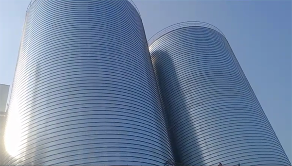 常熟2座混凝土高架卷板仓